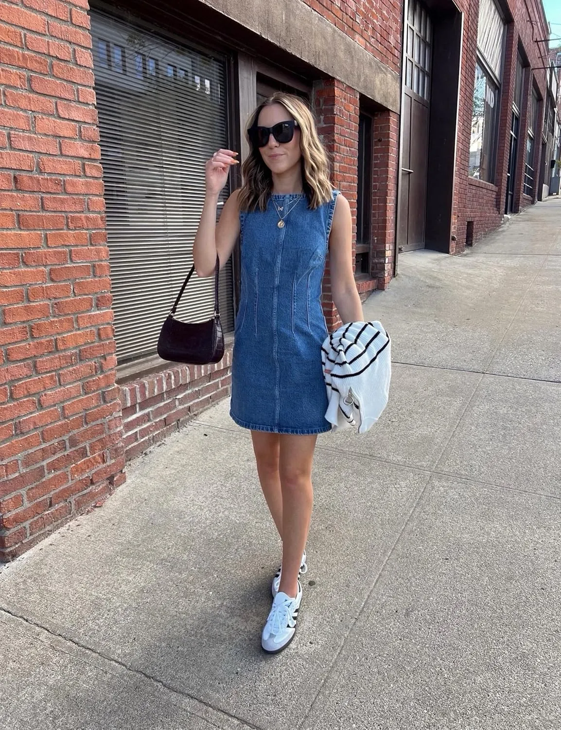 Daacee Womens Sleeveless Bodycon Denim Mini Dress Casual Waist Tucks Zipper Tank Jean Dresses