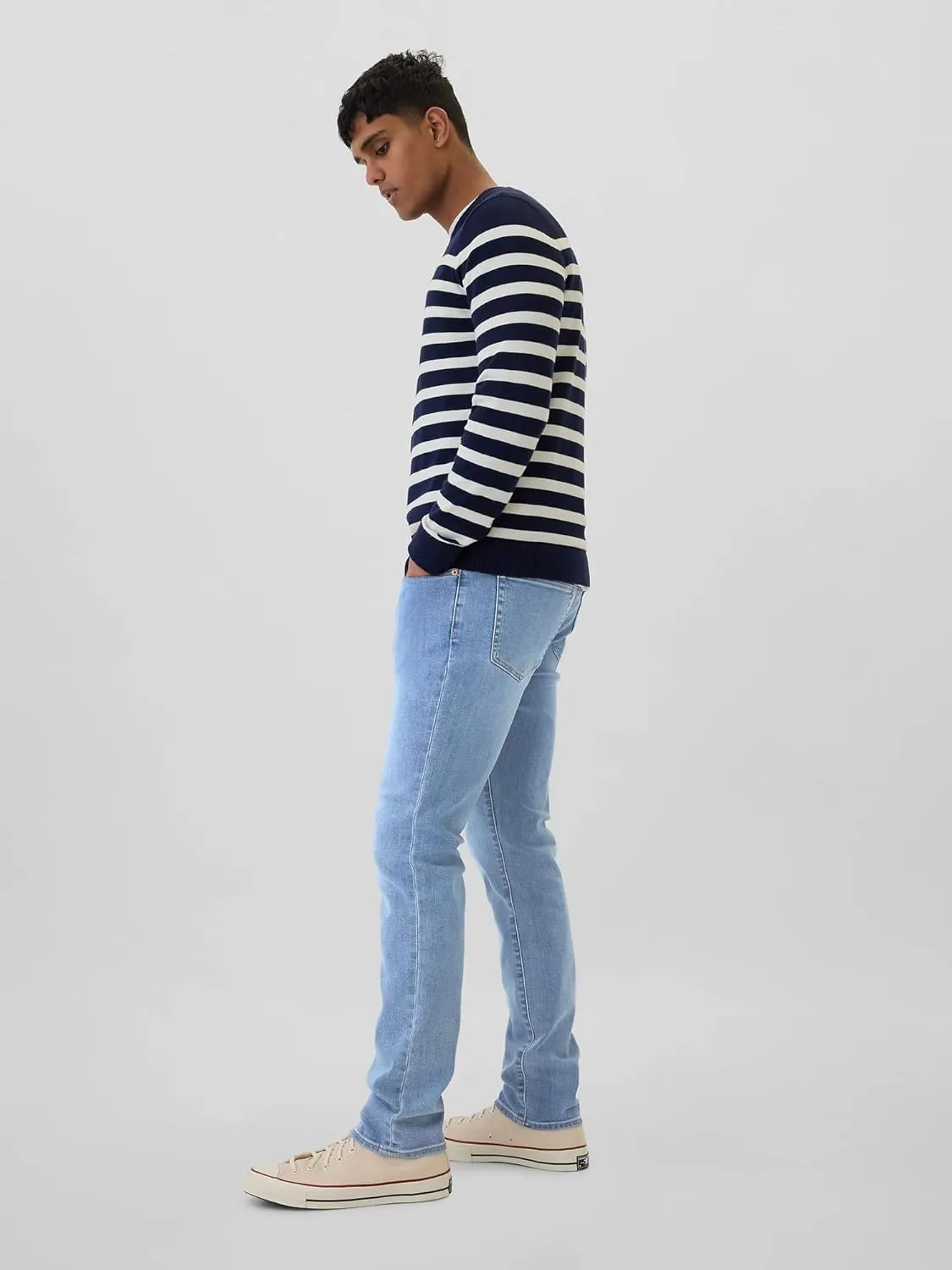 GAP Men's Athletic Slim Fit Jeans