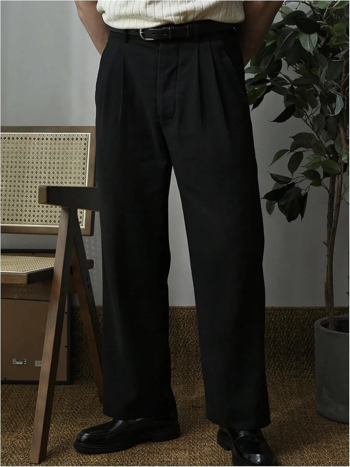 GORGLITTER Men's Baggy Wide Leg Dress Pant Straight Leg Suit Pant Lightweight Modern Fit Business Trousers