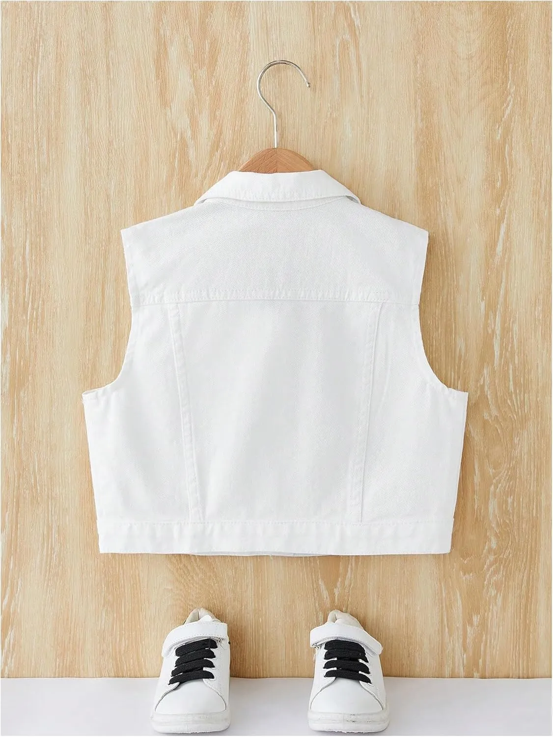 SweatyRocks Girl's Denim Vest Button Down Sleeveless Jean Jacket Outerwear with Pockets