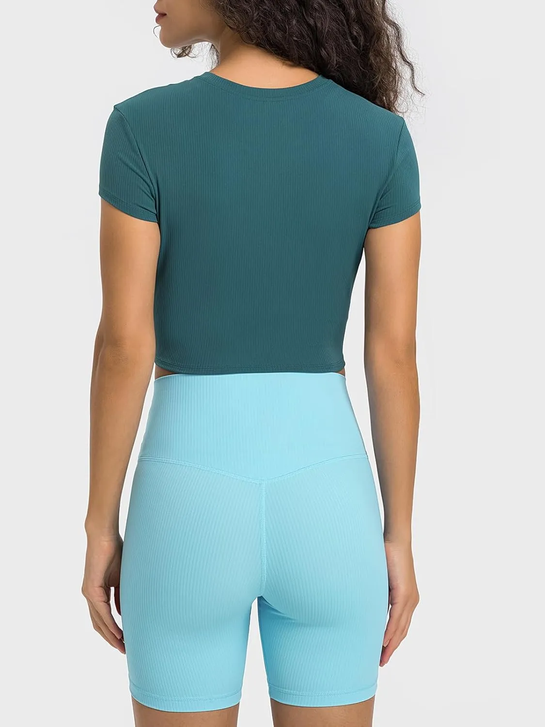 Ukaste Women's Petite Ribbed Short-Sleeve Crewneck Crop T-Shirt - Athletic Yoga Tee Tops for Juniors
