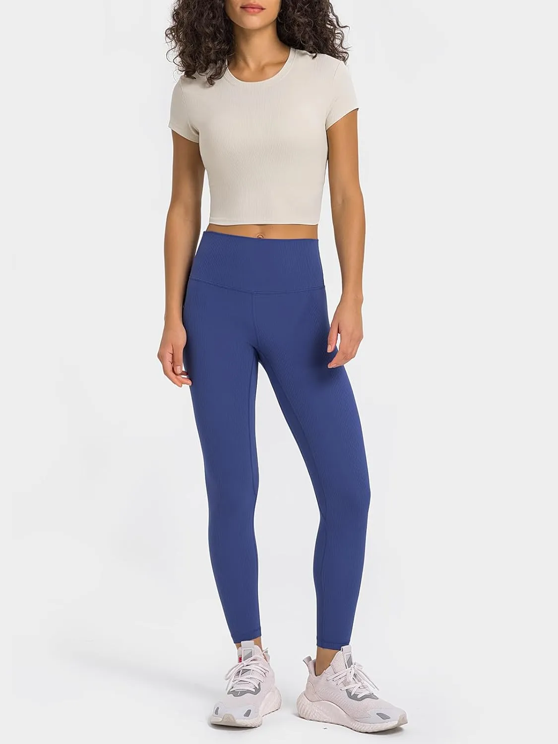 Ukaste Women's Petite Ribbed Short-Sleeve Crewneck Crop T-Shirt - Athletic Yoga Tee Tops for Juniors