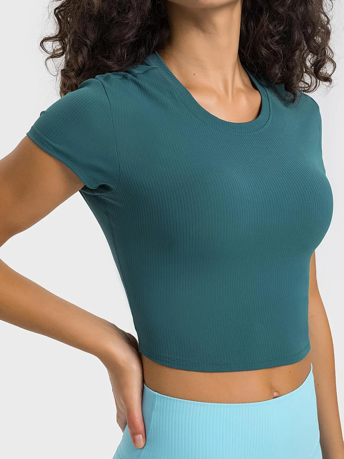 Ukaste Women's Petite Ribbed Short-Sleeve Crewneck Crop T-Shirt - Athletic Yoga Tee Tops for Juniors