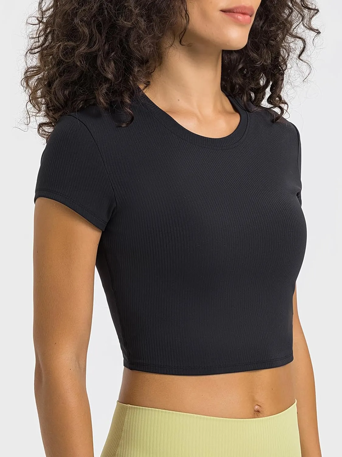 Ukaste Women's Petite Ribbed Short-Sleeve Crewneck Crop T-Shirt - Athletic Yoga Tee Tops for Juniors