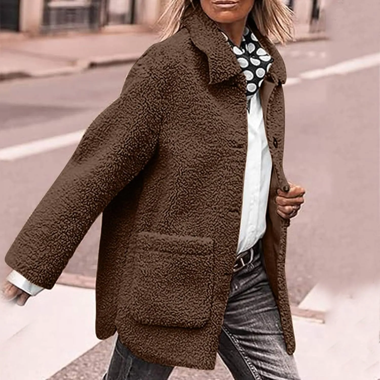 Womens Winter Coats Lapel Button Down Sherpa Jacket Long Sleeve Faux Fur Coats Fleece Jacket Outerwear with Pockets
